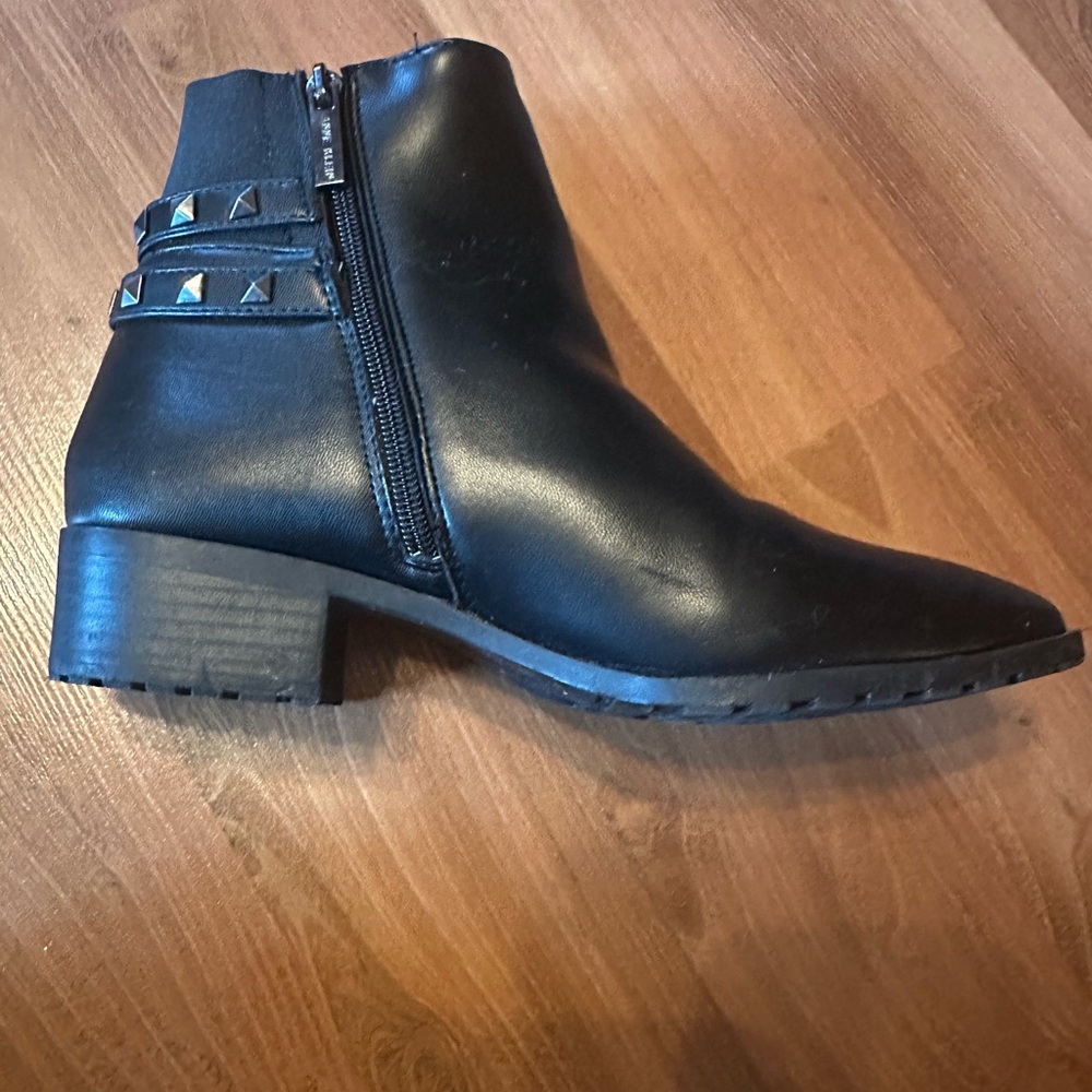 Anne Klein Black Leather Ankle Boots with Studded Straps - Picture 6 of 12
